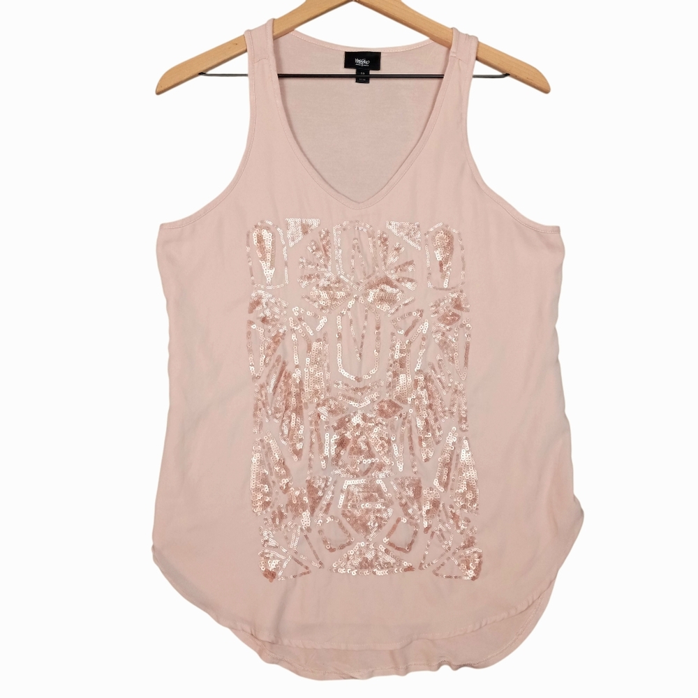 Pink Sequin Tank 19in pit to pit 28in shoulder to hem. Excellent Condition